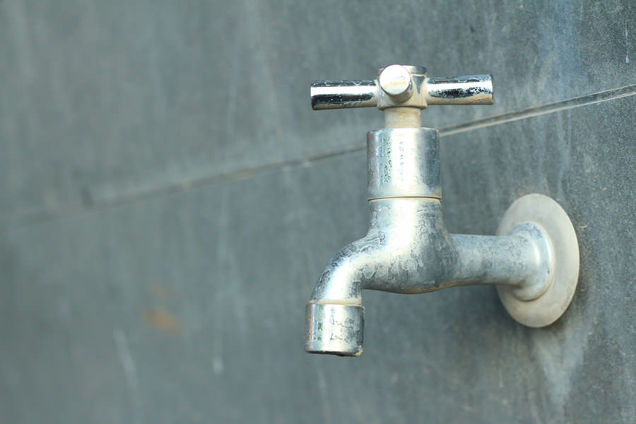 An outdoor water spigot